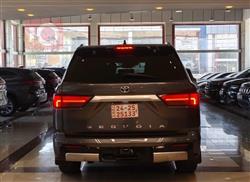 تۆیۆتا سیکۆیا